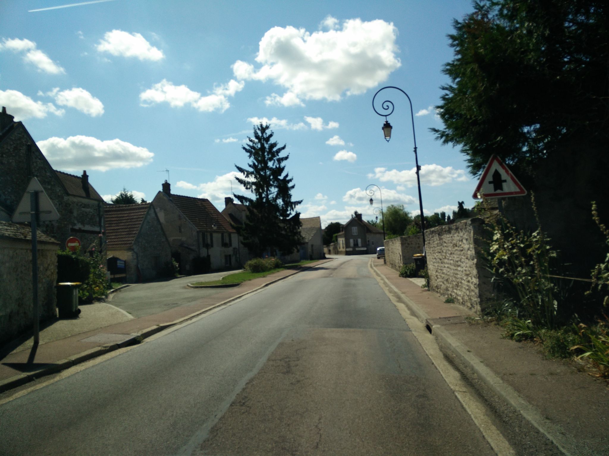 Arnouville-lès-Mantes — photo réelle