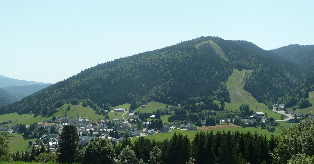 Autrans-Méaudre en Vercors — photo réelle (Wikimedia Commons, Parisdreux)