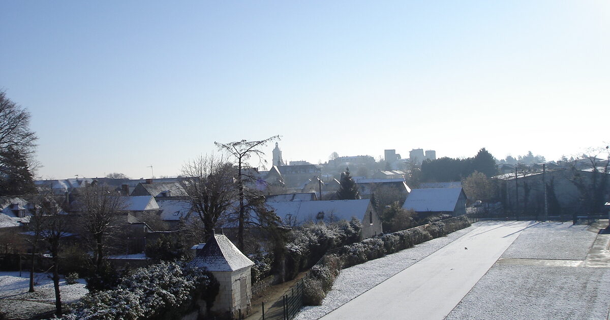 Beaufort-en-Anjou — photo réelle (Wikimedia Commons, Tepeyac)