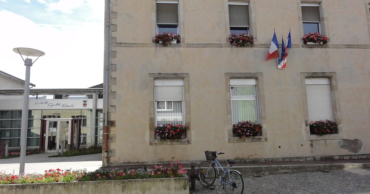 Blainville-sur-l'Eau — photo réelle (Wikimedia Commons, Havang(nl))