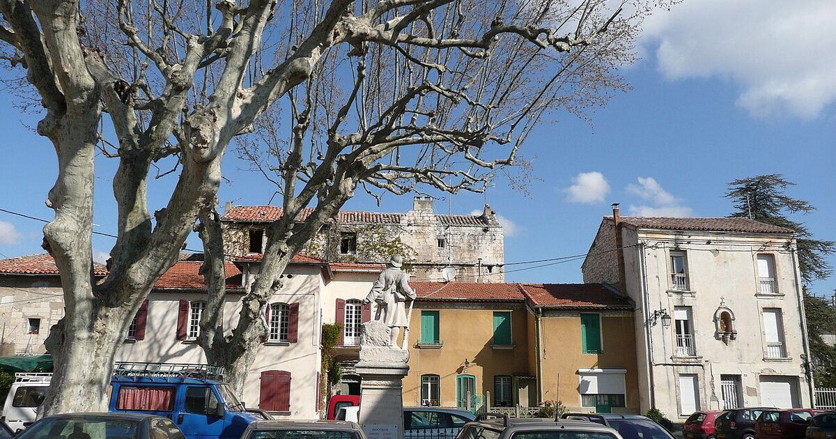 Cabannes — photo réelle