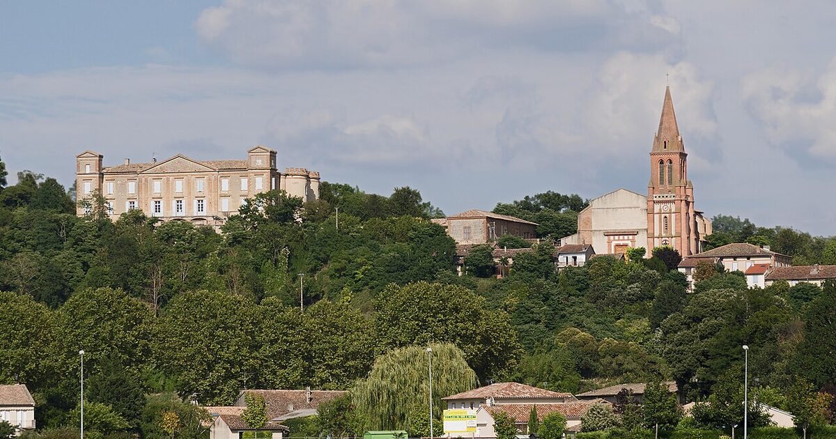 Castelnau-d'Estrétefonds — photo réelle