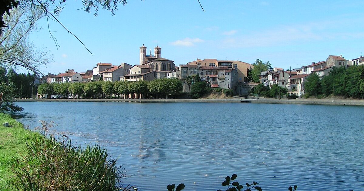 Cazères — photo réelle