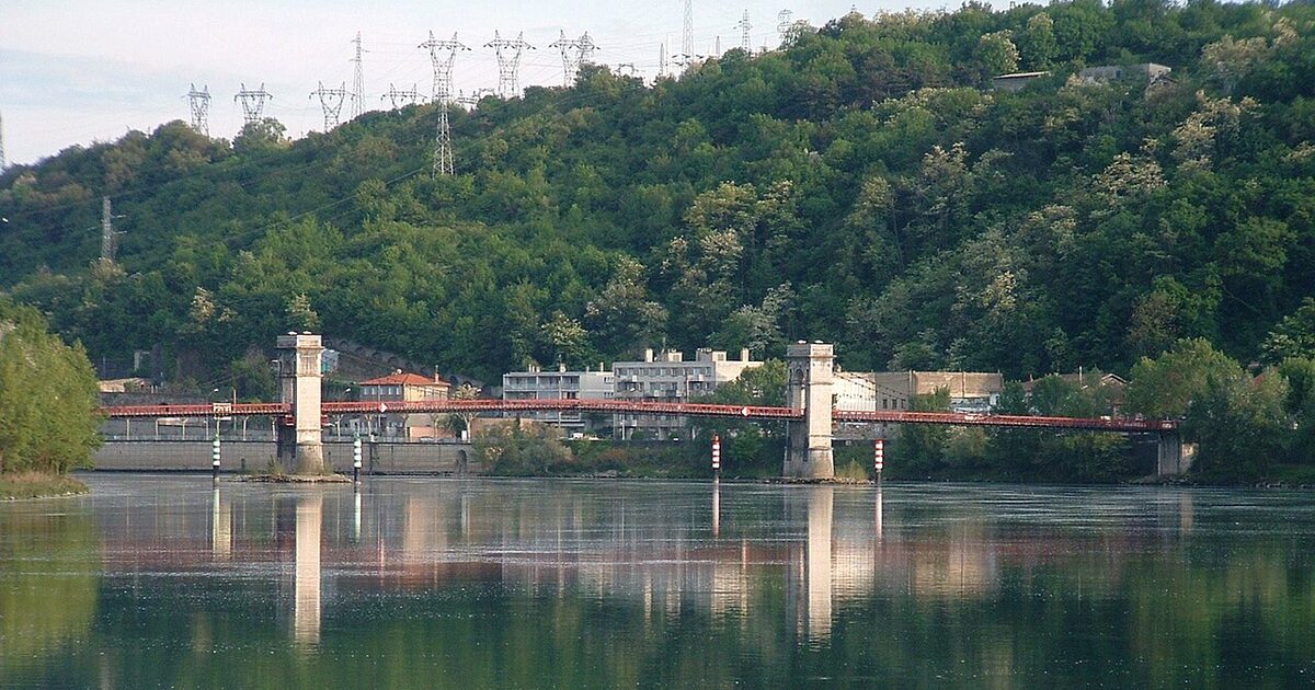 Chasse-sur-Rhône — photo réelle
