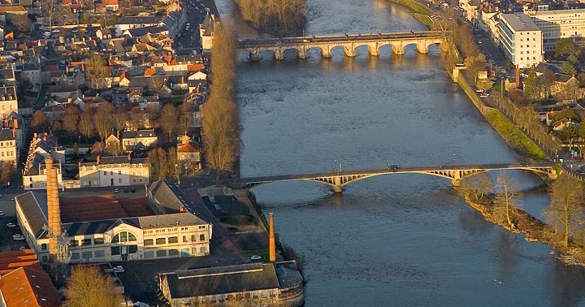 Châtellerault — photo réelle
