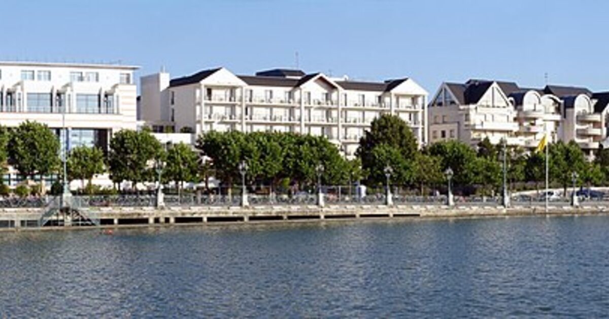 Enghien-les-Bains — photo réelle