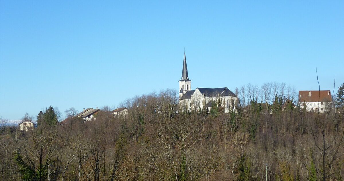 Fillinges — photo réelle (Wikimedia Commons, Sissssou)
