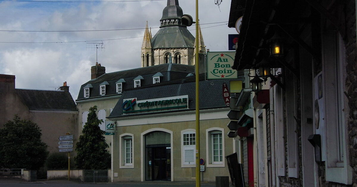 Fresnay-sur-Sarthe — photo réelle (Wikimedia Commons, Eponimm)