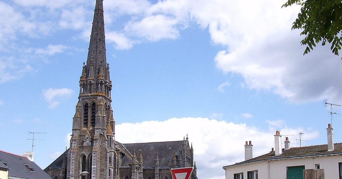 Guenrouet — photo réelle (Wikimedia Commons, Wolfgang Bauer)