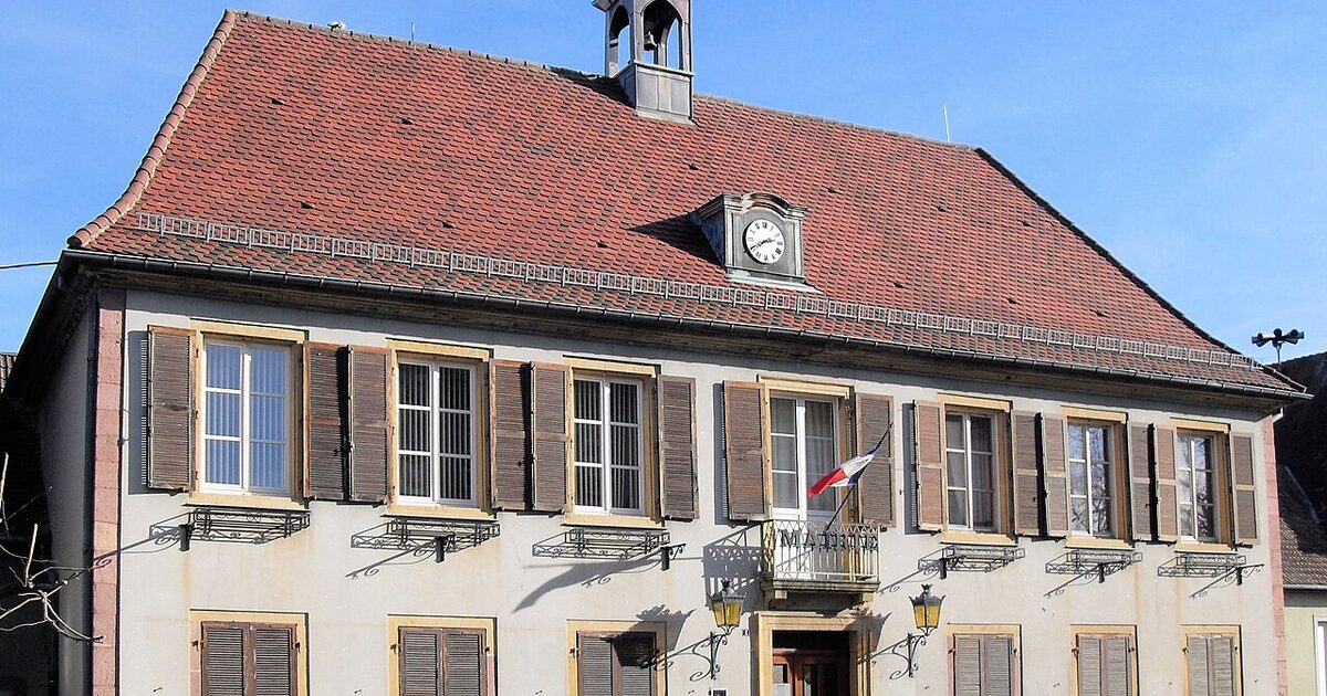 Issenheim — photo réelle (Wikimedia Commons, Rauenstein)