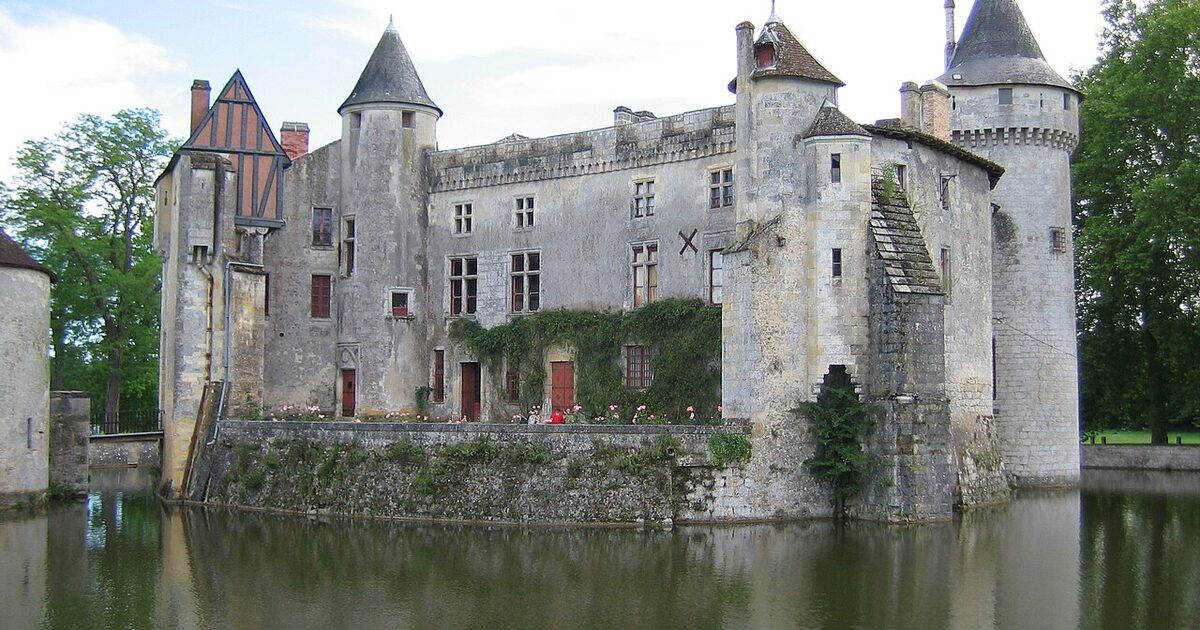 La Brède — photo réelle