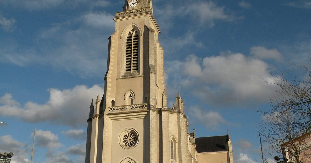 La Haie-Fouassière — photo réelle (Wikimedia Commons, Pymouss)