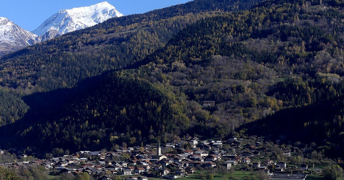 La Plagne Tarentaise — photo réelle (Wikimedia Commons, Florian Pépellin)