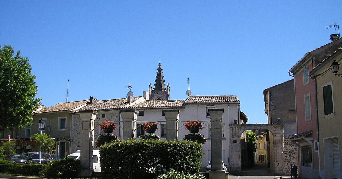 Lapalud — photo réelle (Wikimedia Commons, Yodie)
