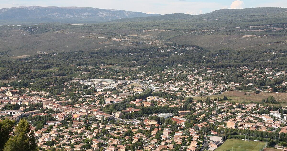 Le Beausset — photo réelle