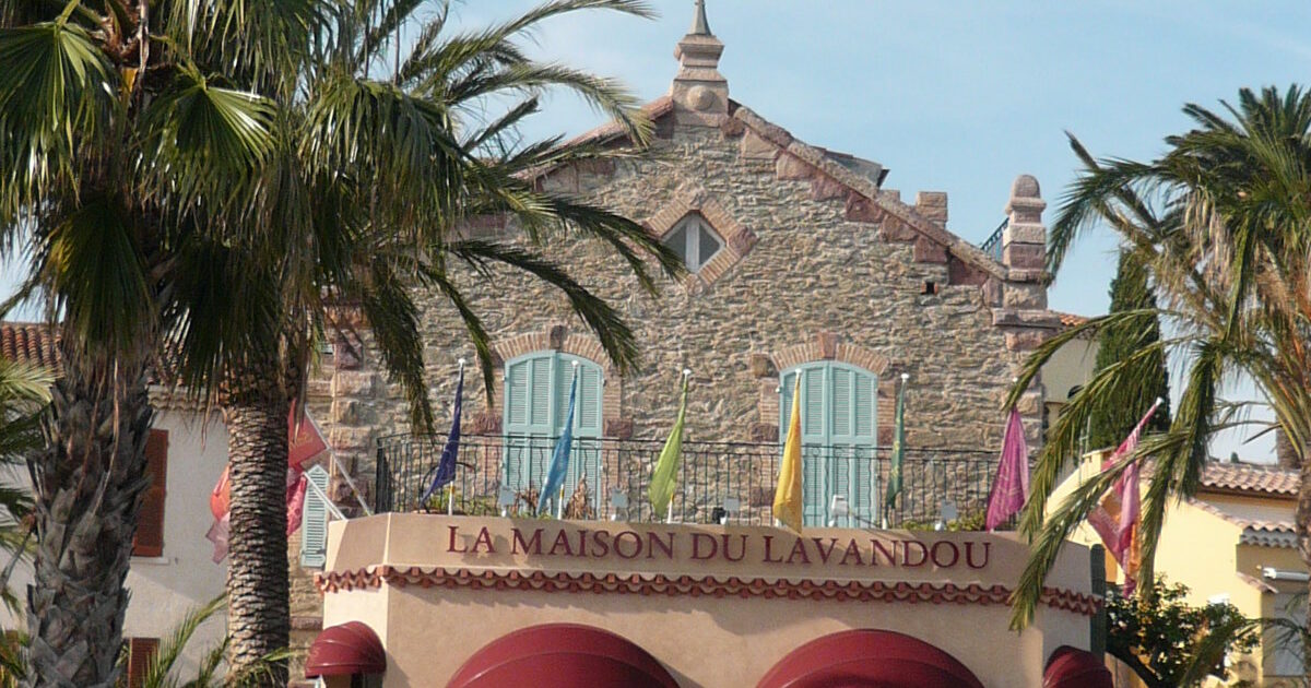 Le Lavandou — photo réelle