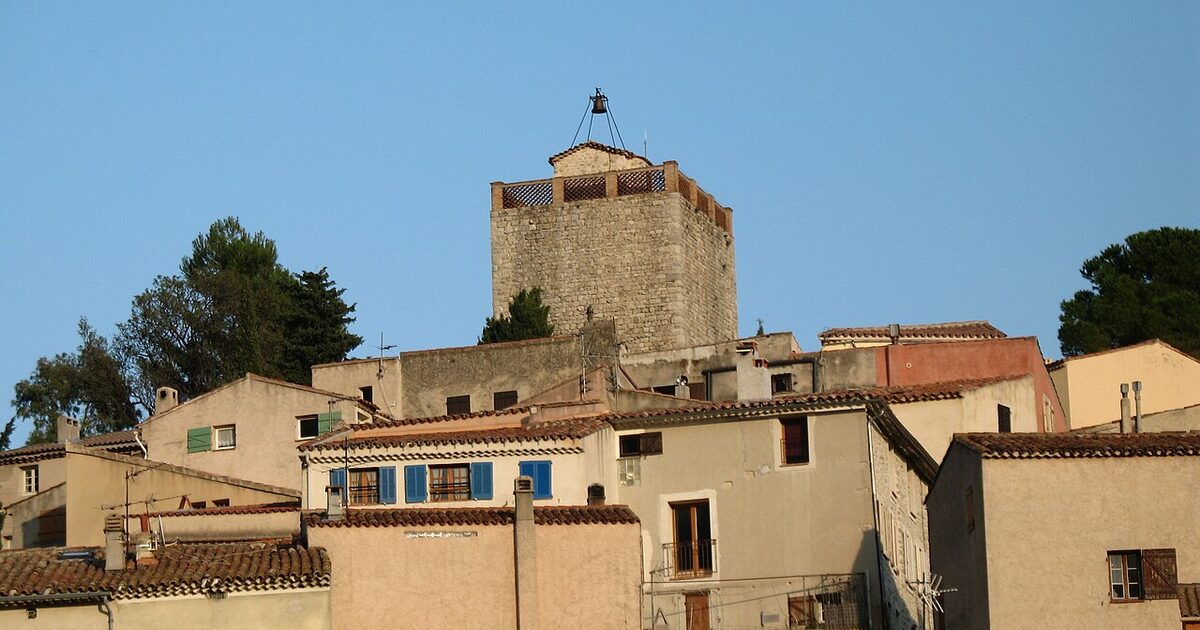 Le Revest-les-Eaux — photo réelle