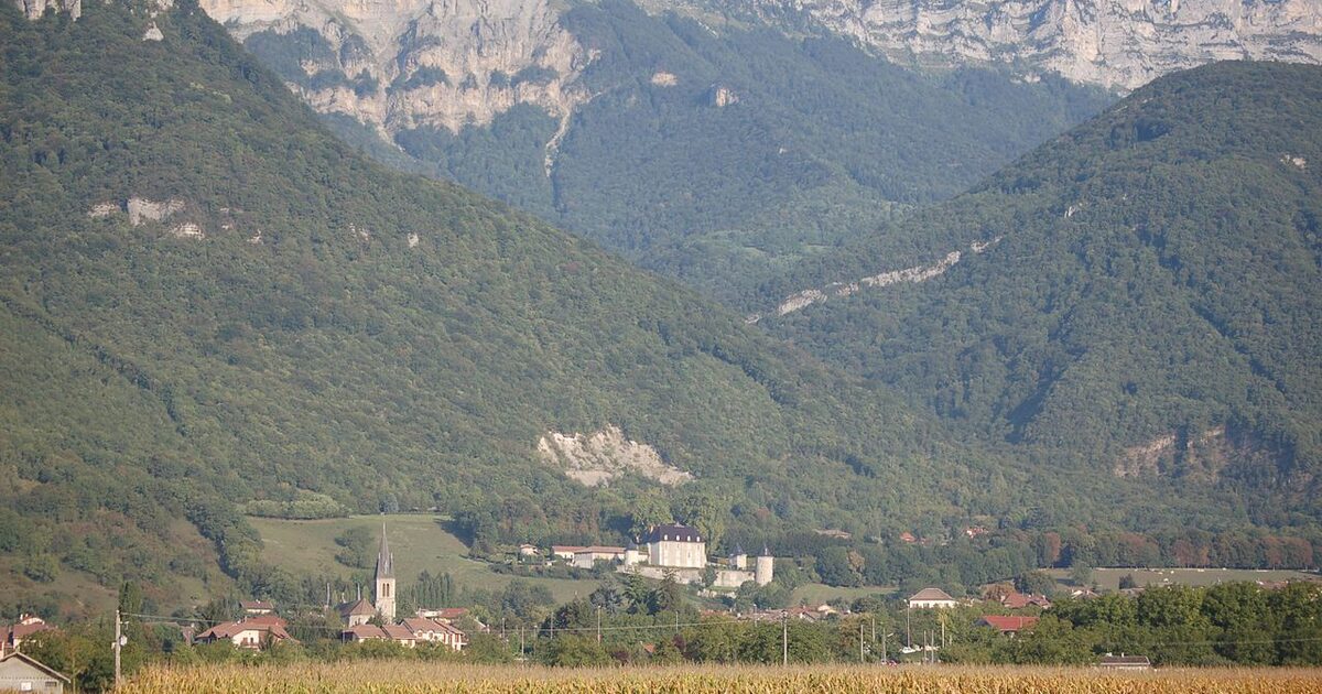 Le Touvet — photo réelle (Wikimedia Commons, Mairie du Touvet)