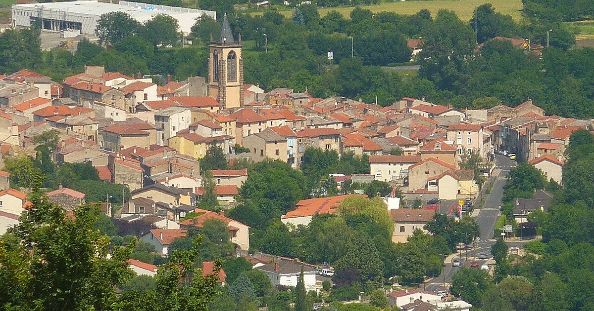 Les Martres-de-Veyre — photo réelle (Wikimedia Commons, SM63)