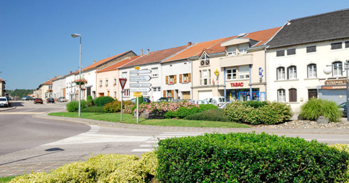 Longeville-lès-Saint-Avold — photo réelle (Wikimedia Commons, DUF)