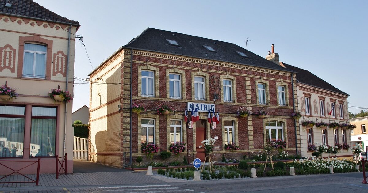 Lumbres — photo réelle (Wikimedia Commons, Bastien.pierre)