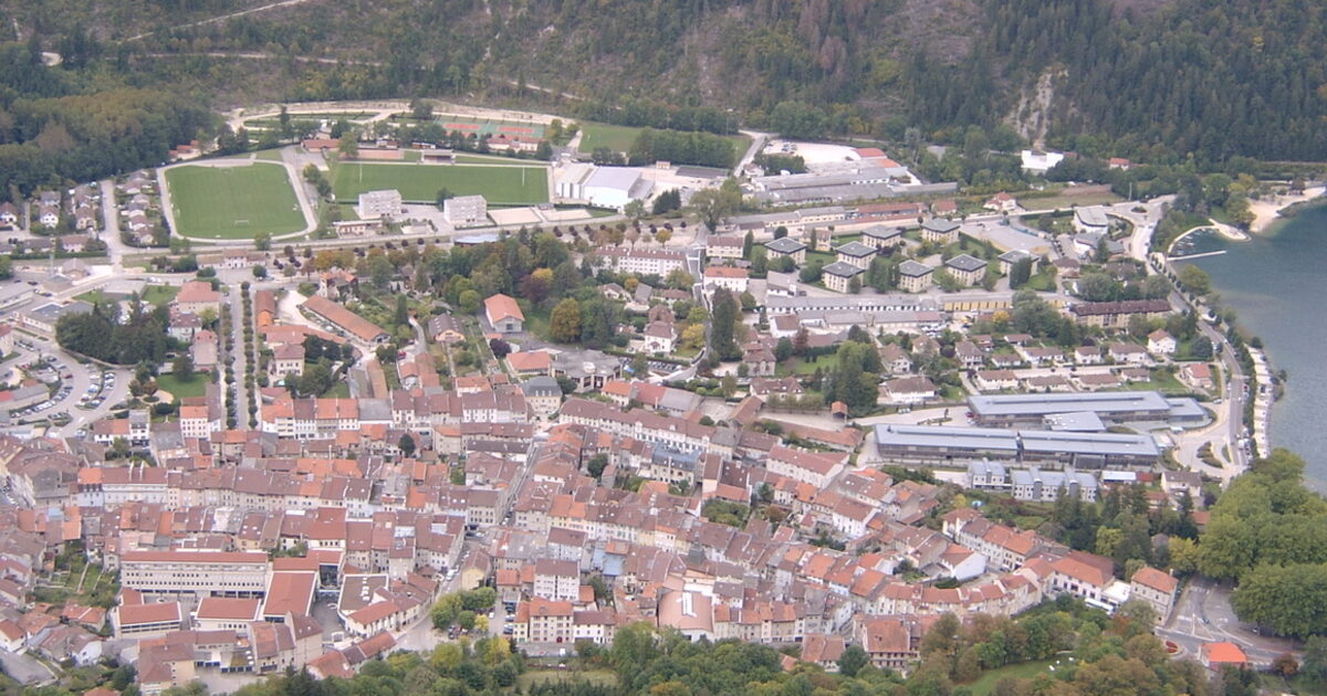 Nantua — photo réelle (Wikimedia Commons, Auteur inconnu)