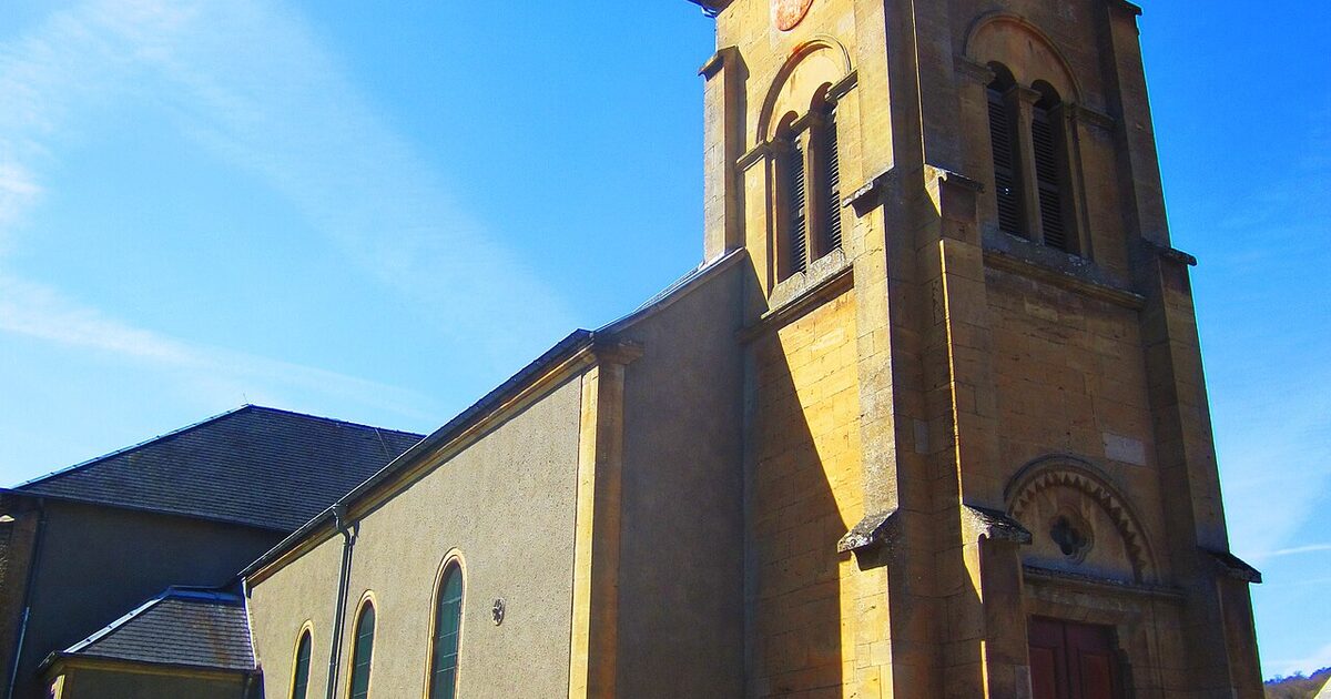 Réhon — photo réelle (Wikimedia Commons, Aimelaime)