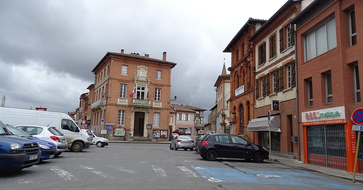 Rieumes — photo réelle (Wikimedia Commons, Paternel 1)