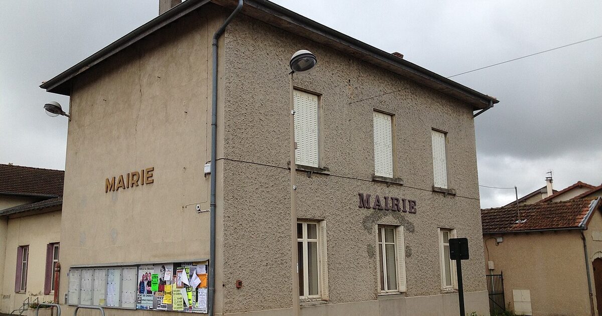 Saint-Maurice-de-Gourdans — photo réelle (Wikimedia Commons, Benoît Prieur)