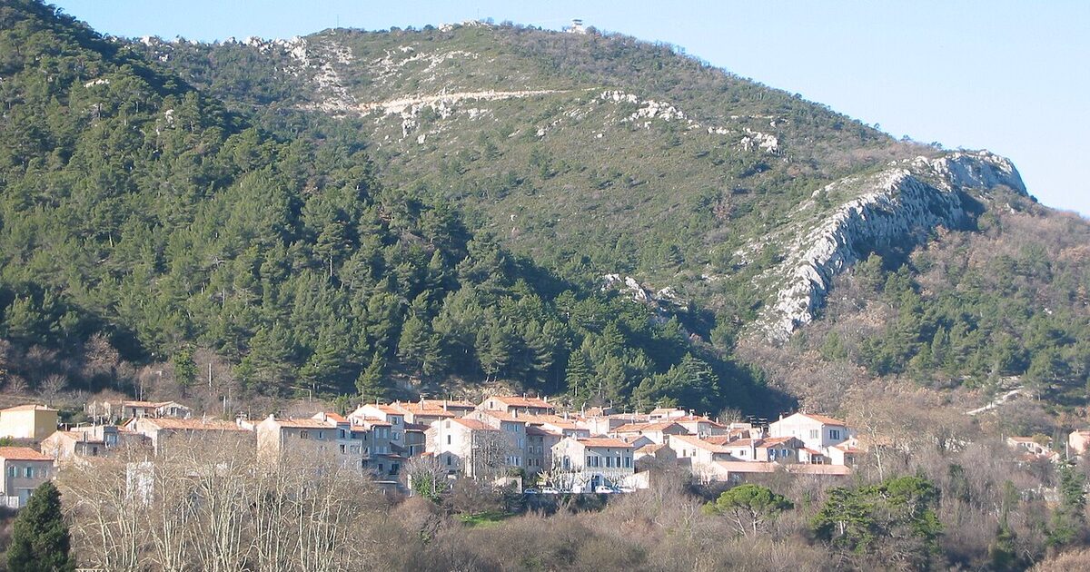 Saint-Savournin — photo réelle (Wikimedia Commons, Civodule)