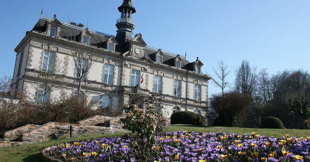 Saint-Yrieix-la-Perche — photo réelle