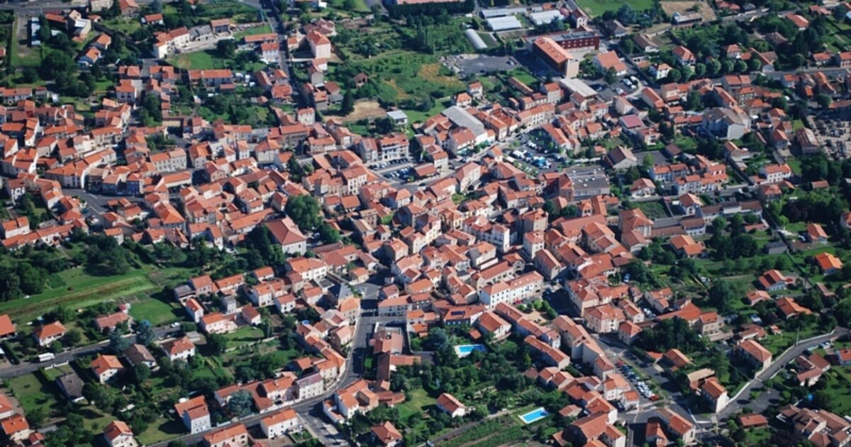 Sainte-Florine — photo réelle (Wikimedia Commons, Fabienuniversité)