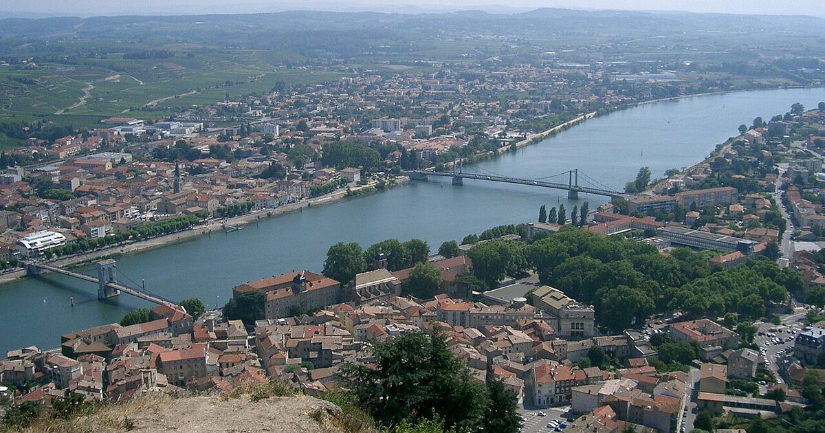 Tournon-sur-Rhône — photo réelle