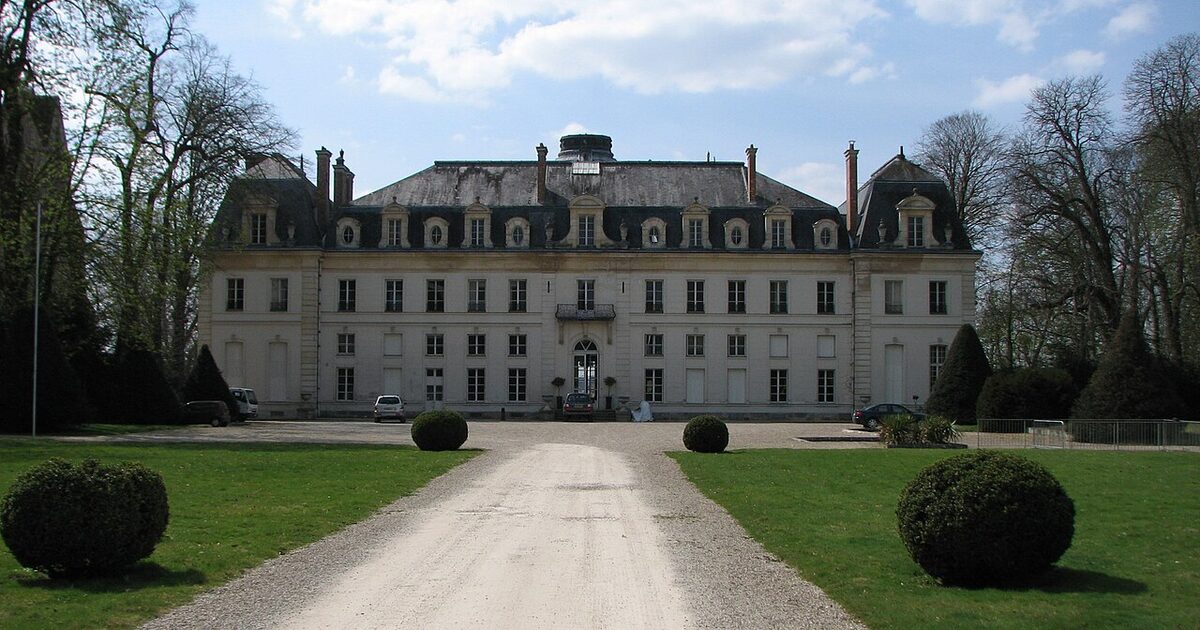 Vaux-le-Pénil — photo réelle
