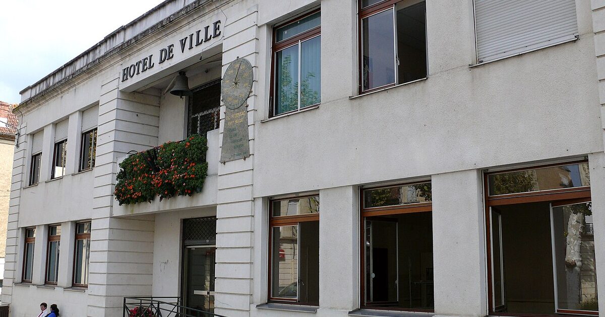 Vic-Fezensac — photo réelle (Wikimedia Commons, MOSSOT)