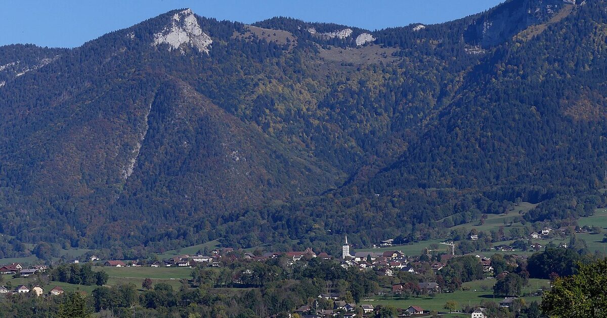 Villaz — photo réelle (Wikimedia Commons, Florian Pépellin)